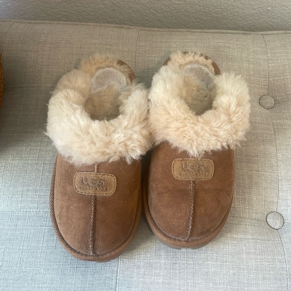 UGG Shoes Chestnut Ugg Slippers Size 5 Poshmark